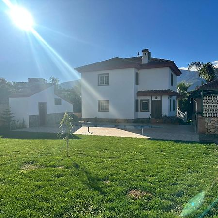 Casa Rural Las Cuatro Flores Orgiva Εξωτερικό φωτογραφία